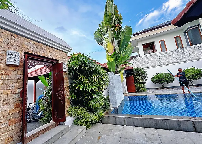 Brady's 3 Bedrooms Center Of Villa