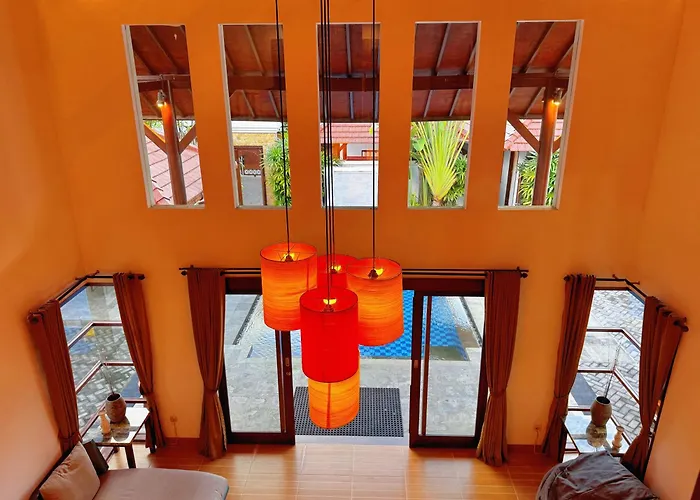 Brady's 3 Bedrooms Center Of * Sanur